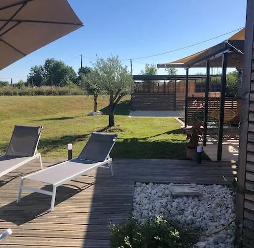 Dans Le Perigord * Couze-et-Saint-Front