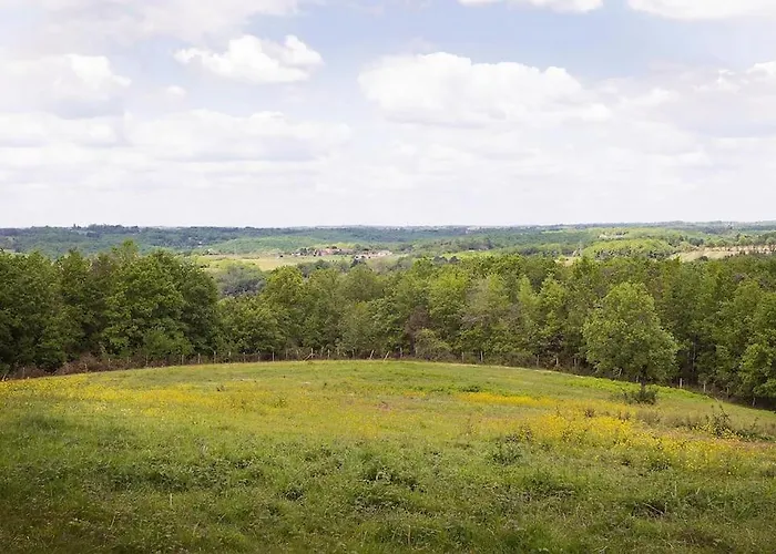 Dans Le Perigord * Couze-et-Saint-Front