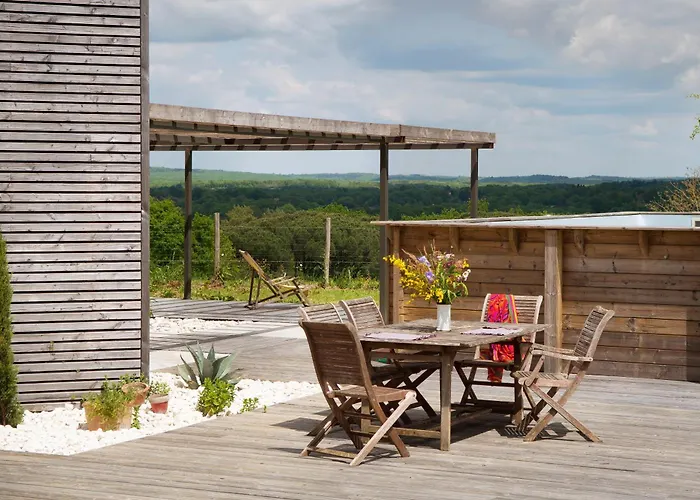 Dans Le Perigord بيت للعطل