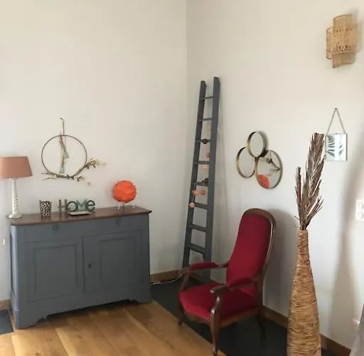 Dans Le Perigord بيت للعطل *